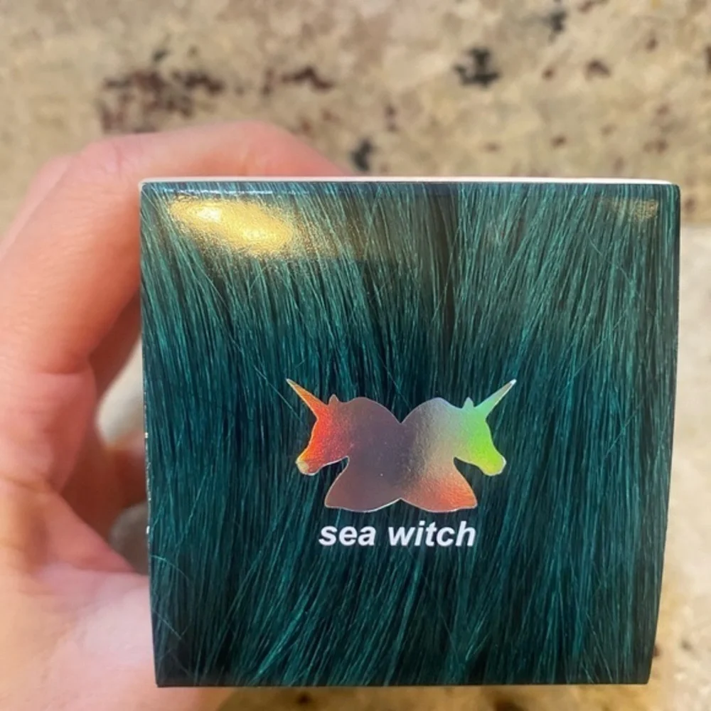 New Lime Chime‎ Unicorn Hair color in sea Witch